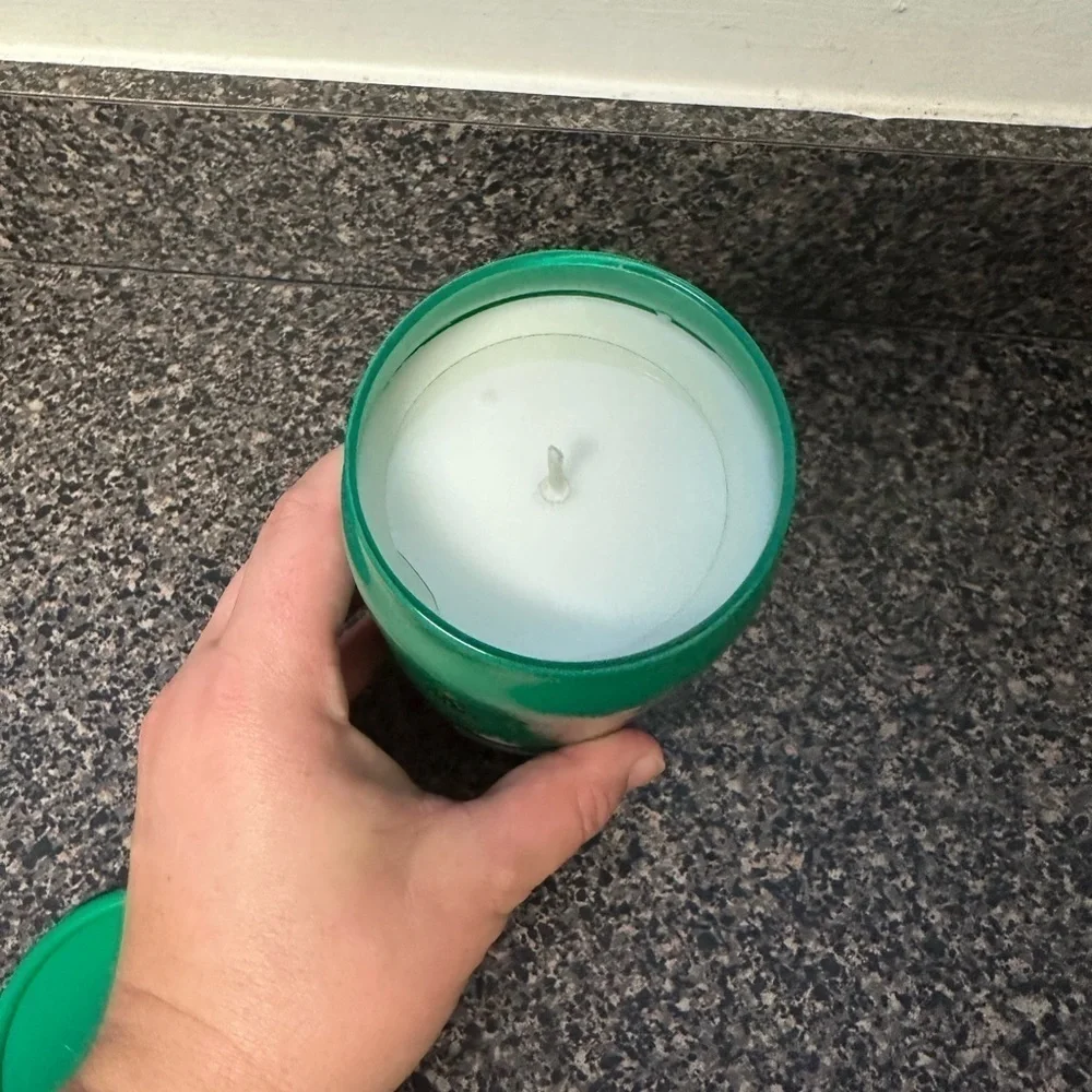 Holiday Soda Can Christmas Candle NEW